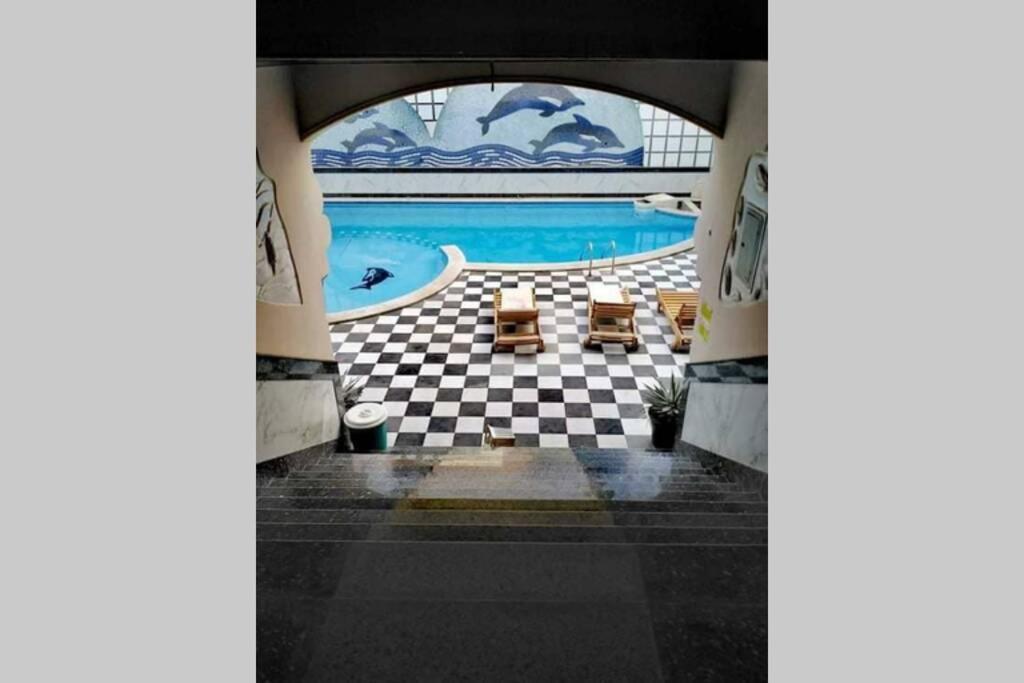 201sheraton Plaza Apartment *